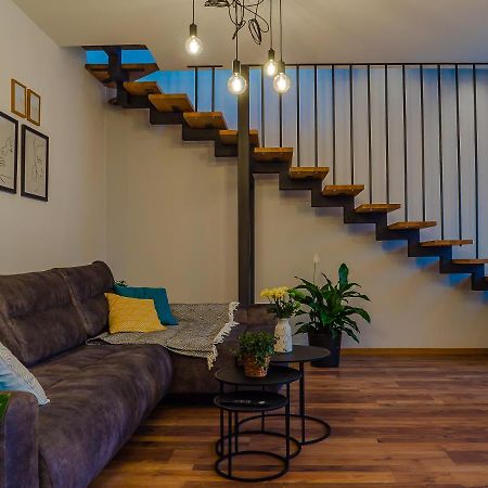 Apartmani Dora & Luka Rijeka Exteriör bild