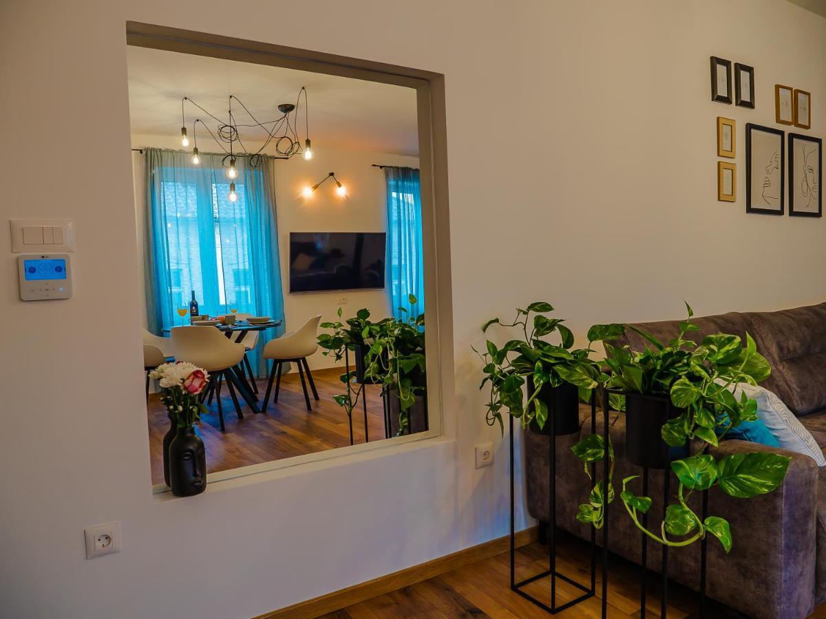 Apartmani Dora & Luka Rijeka Exteriör bild