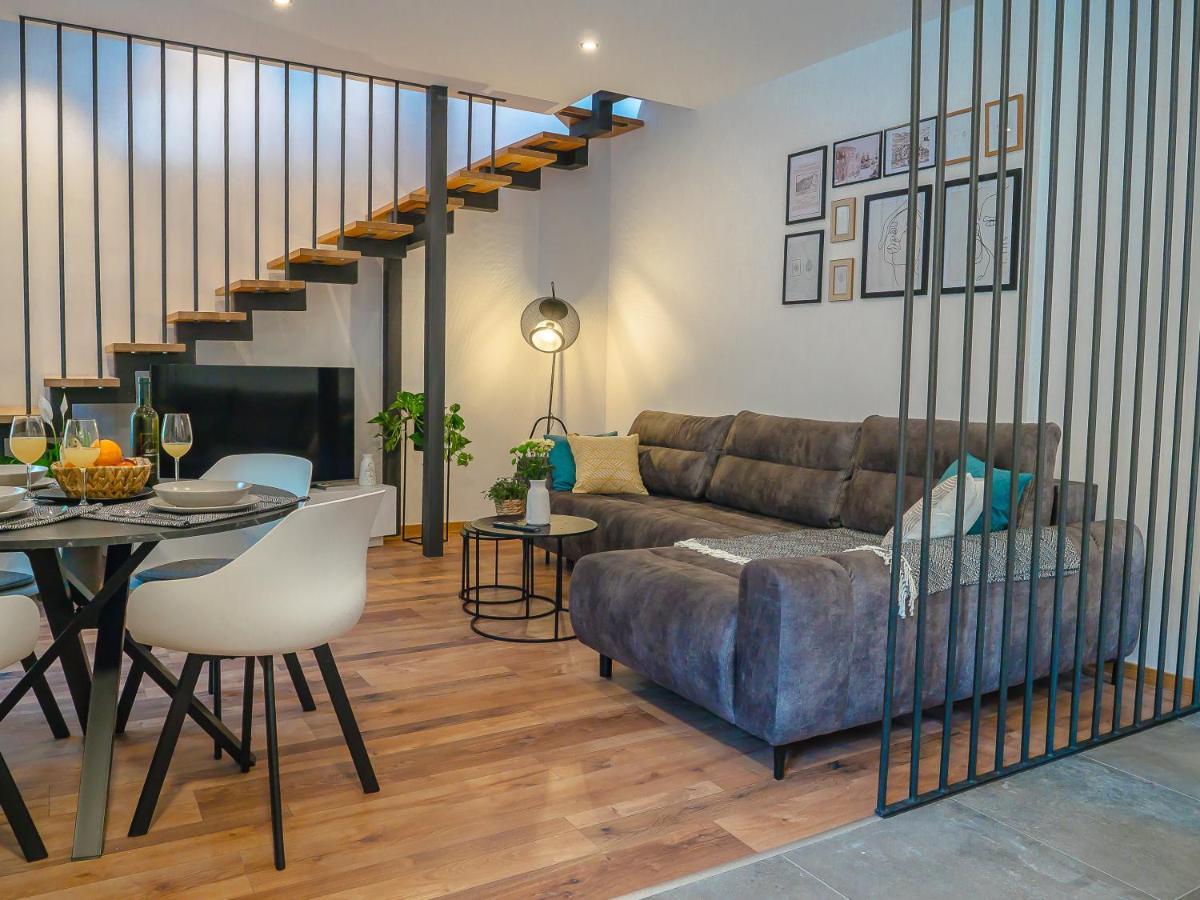 Apartmani Dora & Luka Rijeka Exteriör bild